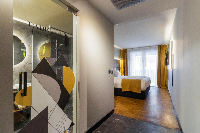 Hotel Next Door Park à Skopje Extérieur photo